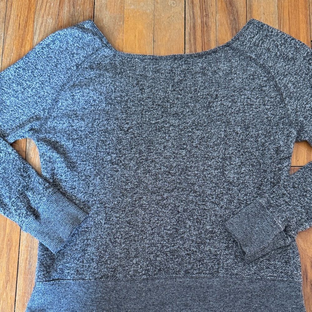Young & Reckless Gray and Blue Sweatshirt - Picture 9 of 9